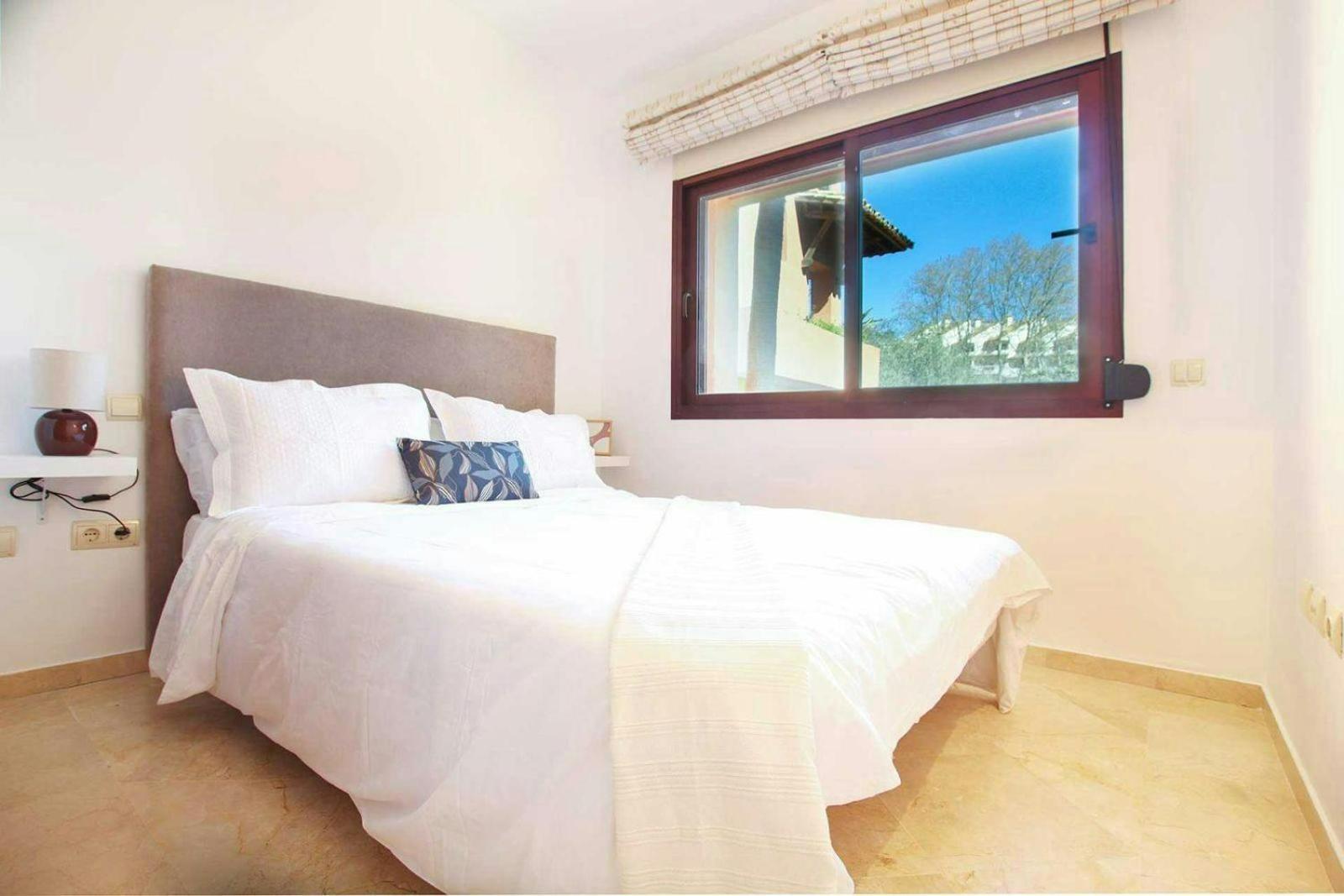Piso 4 Hab. - Elviria Playa Apartemen Marbella